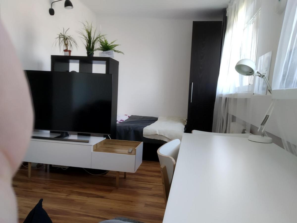 Apartament Mazowiecka 125 Krasków Εξωτερικό φωτογραφία